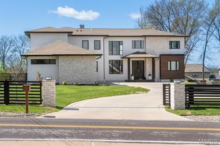 10010 Schuessler Road, St Louis, MO 63128