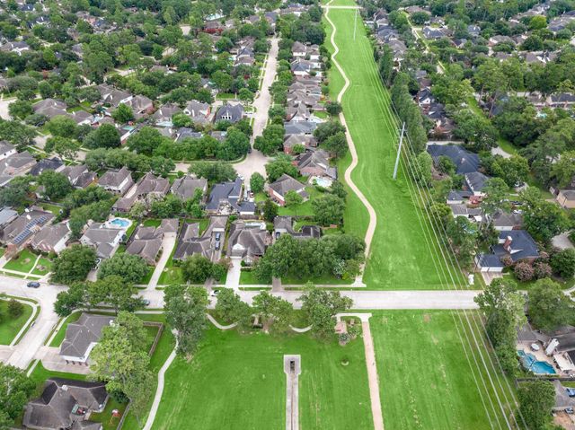 15903 Heron Trail, Tomball, TX 77377