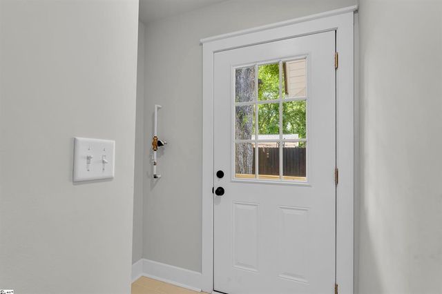 110 McDade Street, Greenville, SC 29611