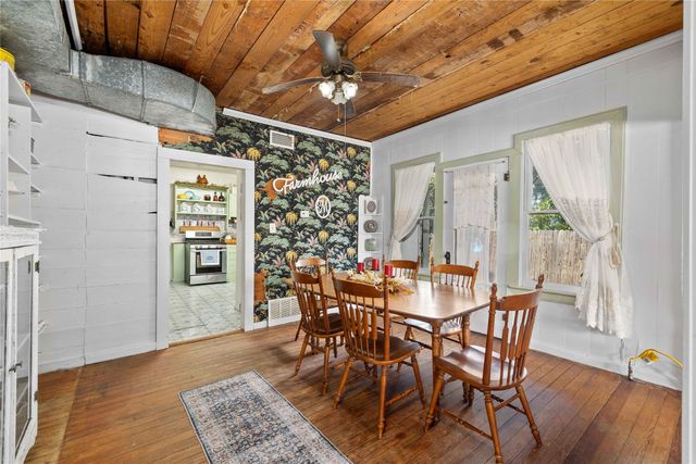 1909 Coggin Avenue, Brownwood, TX 76801