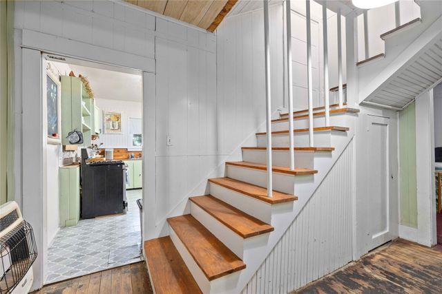 1909 Coggin Avenue, Brownwood, TX 76801