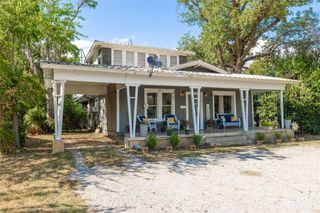 1909 Coggin Avenue, Brownwood, TX 76801