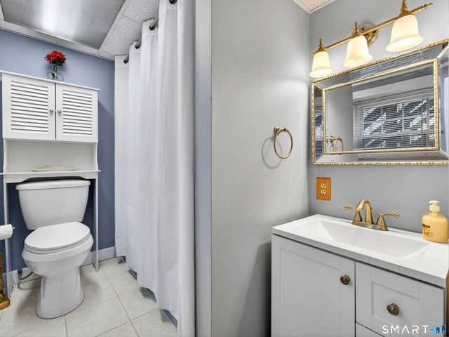 15 Partridge Lane, Clinton, CT 06413
