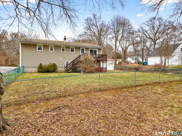 15 Partridge Lane, Clinton, CT 06413