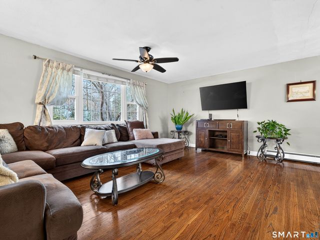 15 Partridge Lane, Clinton, CT 06413