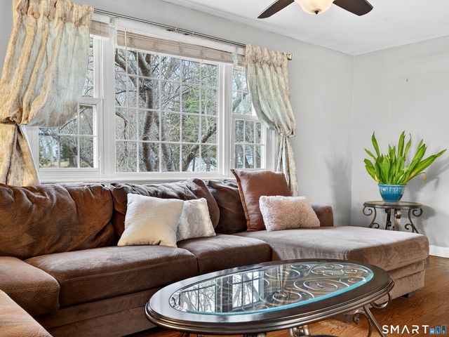 15 Partridge Lane, Clinton, CT 06413