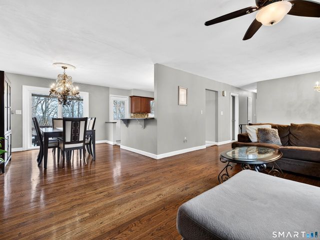15 Partridge Lane, Clinton, CT 06413