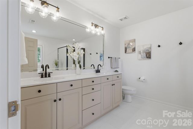 11282 Ballanvilla Drive, Charlotte, NC 28277