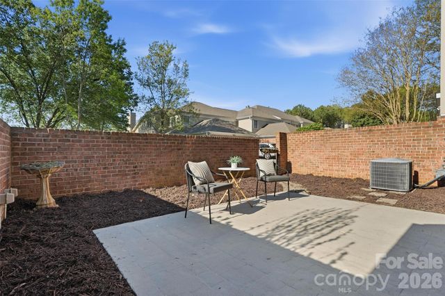 11282 Ballanvilla Drive, Charlotte, NC 28277