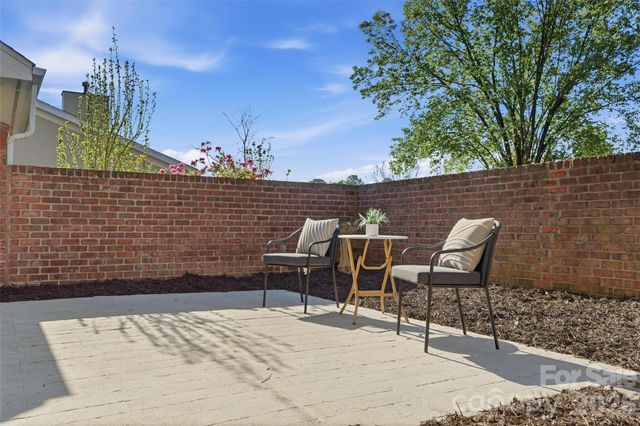 11282 Ballanvilla Drive, Charlotte, NC 28277