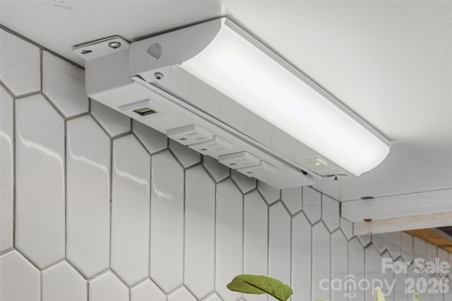 11282 Ballanvilla Drive, Charlotte, NC 28277