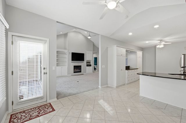 13598 Village Court, Clive, IA 50325