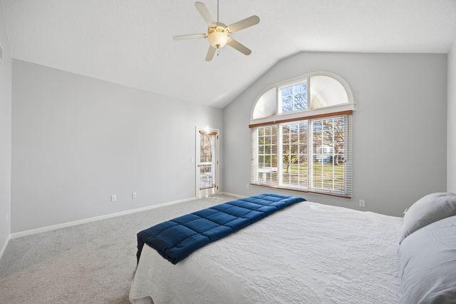 13598 Village Court, Clive, IA 50325