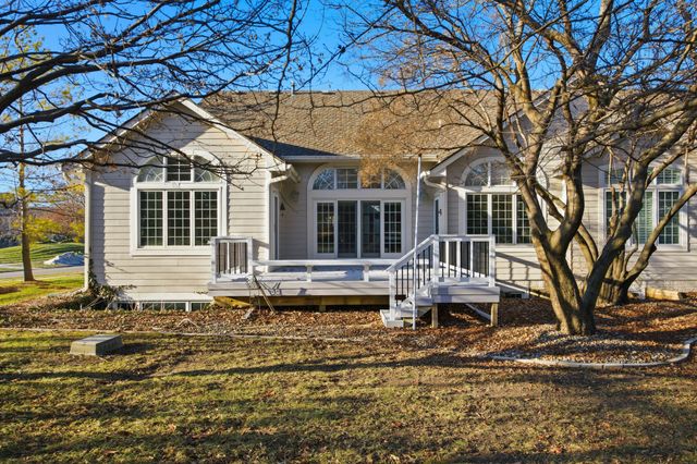 13598 Village Court, Clive, IA 50325