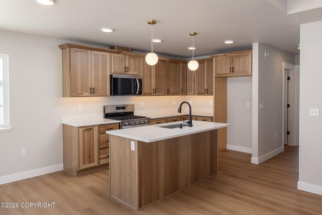 2641 N Cottage Hill Drive, Palmer, AK 99645