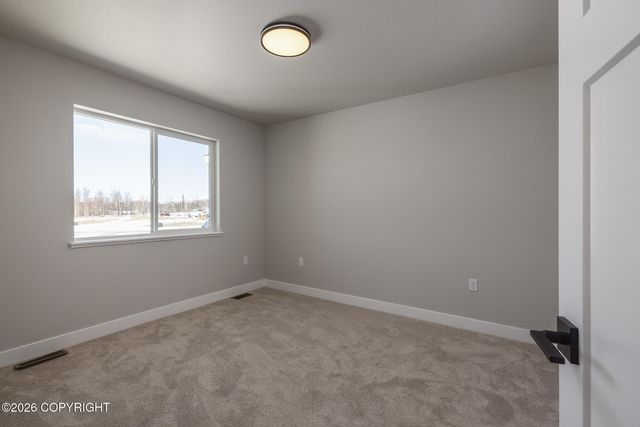 2641 N Cottage Hill Drive, Palmer, AK 99645