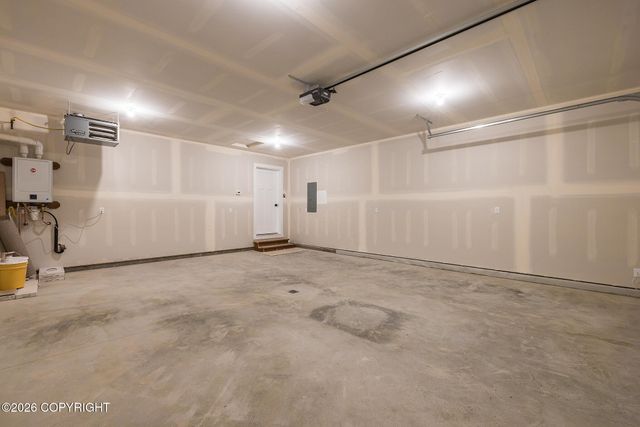 2641 N Cottage Hill Drive, Palmer, AK 99645