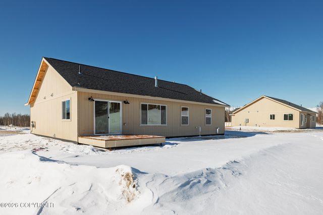 2641 N Cottage Hill Drive, Palmer, AK 99645