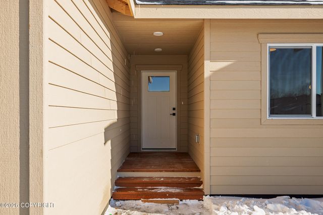 2641 N Cottage Hill Drive, Palmer, AK 99645