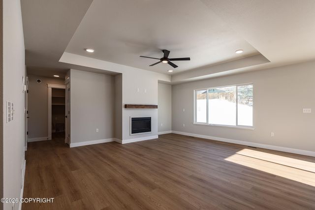 2641 N Cottage Hill Drive, Palmer, AK 99645