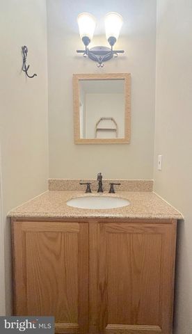 4746 SUMMERSWEET DR, Mays Landing, NJ 08330