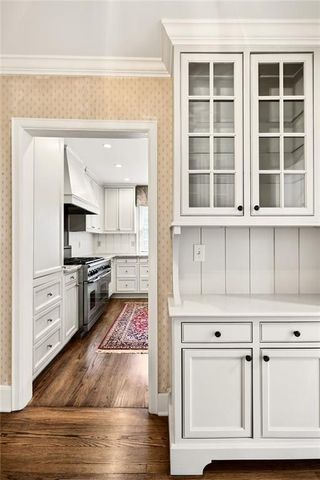 596 W Wesley Road NW, Atlanta, GA 30305