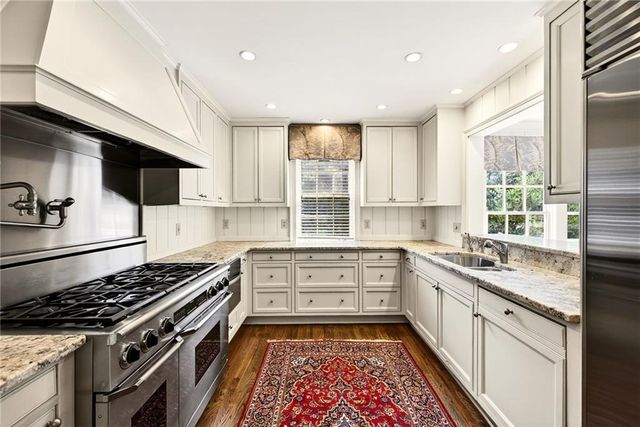 596 W Wesley Road NW, Atlanta, GA 30305