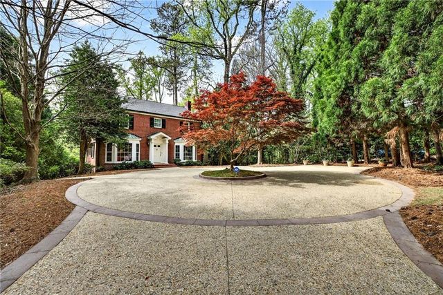 596 W Wesley Road NW, Atlanta, GA 30305