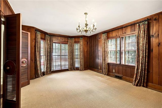 596 W Wesley Road NW, Atlanta, GA 30305