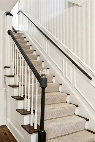 596 W Wesley Road NW, Atlanta, GA 30305