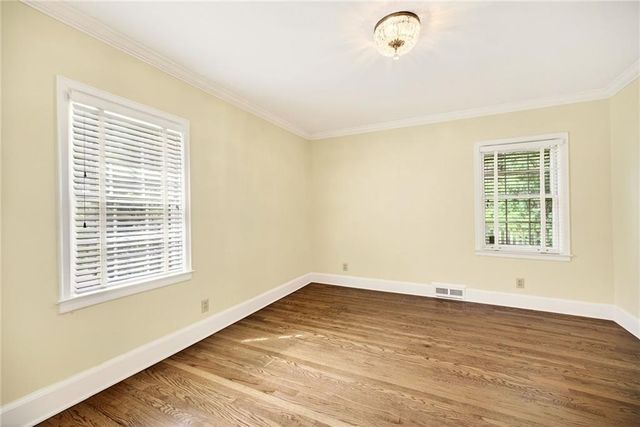 596 W Wesley Road NW, Atlanta, GA 30305