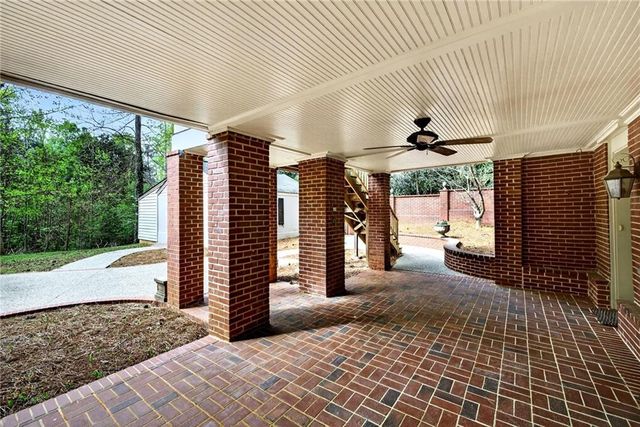 596 W Wesley Road NW, Atlanta, GA 30305