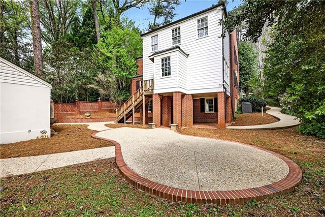 596 W Wesley Road NW, Atlanta, GA 30305