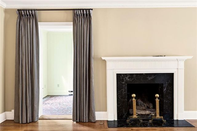 596 W Wesley Road NW, Atlanta, GA 30305