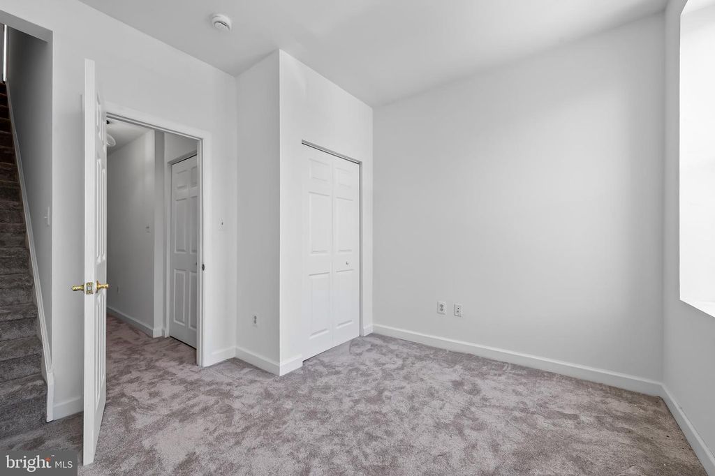 Image 25 of property listing at 819 S PORT ST, Baltimore, MD 21224