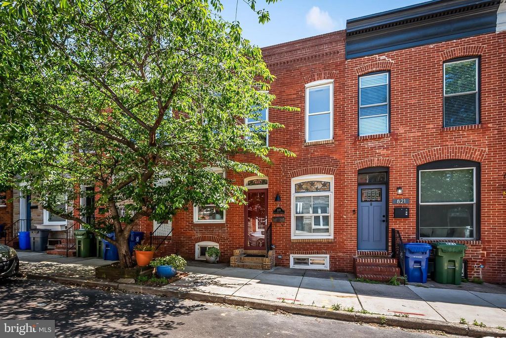 Image 3 of property listing at 819 S PORT ST, Baltimore, MD 21224