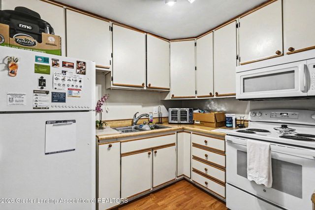 3119 Norwich Road, Lansing, MI 48911