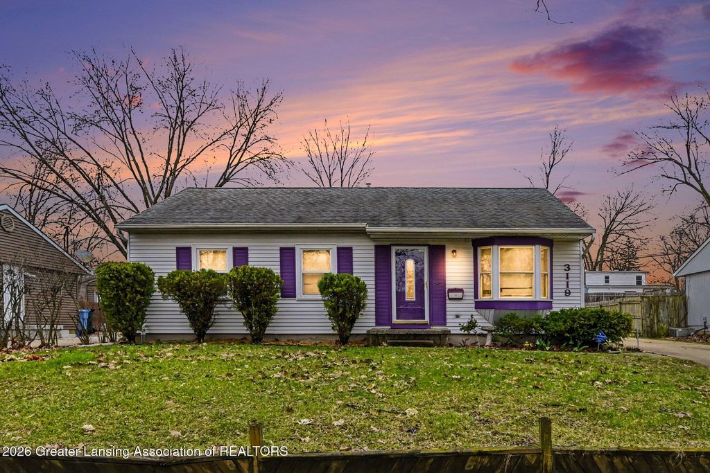3119 Norwich Road, Lansing, MI 48911