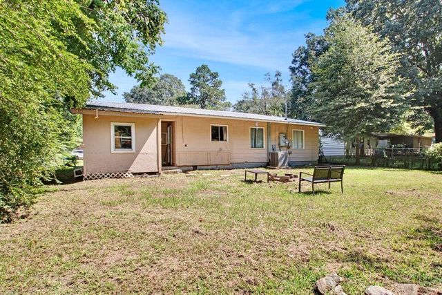 60 Francis Ave, Leesville, LA 71446