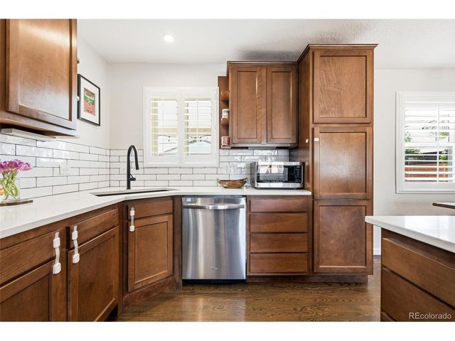 2960 Ivy St, Denver, CO 80207