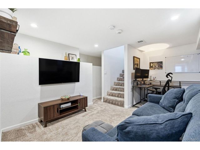 2960 Ivy St, Denver, CO 80207