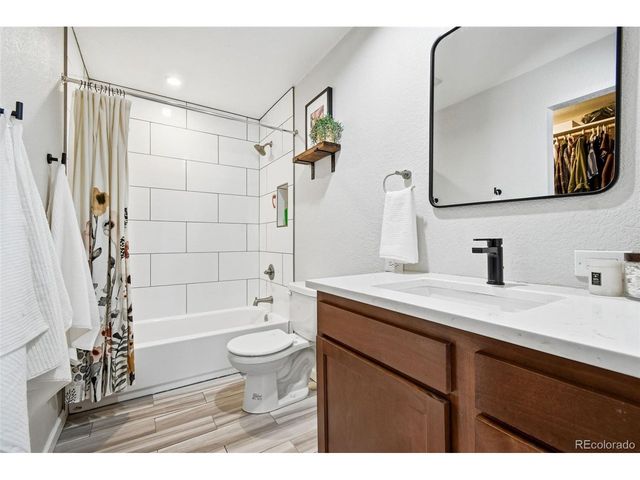 2960 Ivy St, Denver, CO 80207