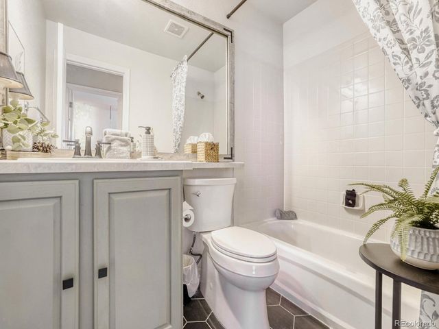 8893 Tappy Toorie Cir, Highlands Ranch, CO 80129