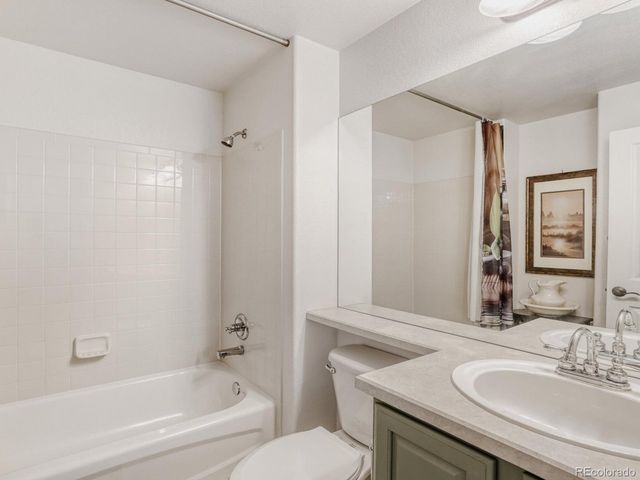 8893 Tappy Toorie Cir, Highlands Ranch, CO 80129