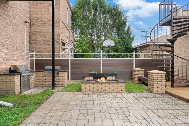 2115 Kenilworth Avenue, Berwyn, IL 60402