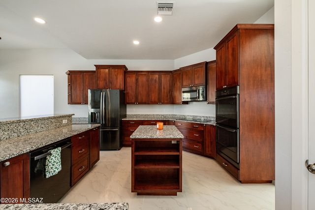 9465 E Sanctuary Place, Tucson, AZ 85749