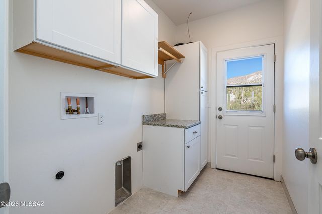 9465 E Sanctuary Place, Tucson, AZ 85749