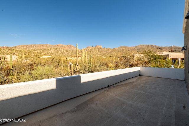 9465 E Sanctuary Place, Tucson, AZ 85749