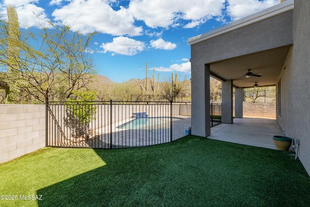 9465 E Sanctuary Place, Tucson, AZ 85749