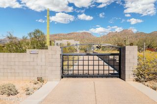 9465 E Sanctuary Place, Tucson, AZ 85749